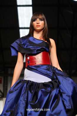 PASEO NOCTURNO. DISEÑADOR: ROCIO GONZÁLEZ FERNÁNDEZ. PASARELA DE MODA JÓVENES DISEÑADORES 2008 - VIGOFERIA