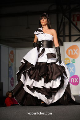 PASEO NOCTURNO. DISEÑADOR: ROCIO GONZÁLEZ FERNÁNDEZ. PASARELA DE MODA JÓVENES DISEÑADORES 2008 - VIGOFERIA