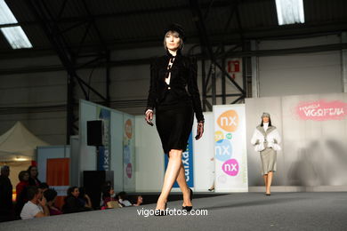 LES QUARANTE. DISEÑADOR: INGRID BRATT PARRIEGO. RUNWAY FASHION OF YOUNG FASHION DESIGNER 2008 - VIGOFERIA