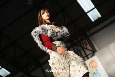 L'ESPIRIT LIBRE. DISEÑADOR: CRISTINA BERNARDEZ FERNANDEZ. PASARELA DE MODA JÓVENES DISEÑADORES 2008 - VIGOFERIA