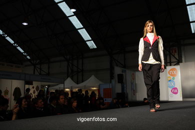 VELSA. DISEÑADOR: ILAZKI MARTIRENA BARGUILLA. PASARELA DE MODA JÓVENES DISEÑADORES 2008 - VIGOFERIA