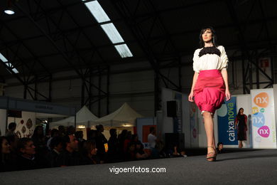 VELSA. DISEÑADOR: ILAZKI MARTIRENA BARGUILLA. PASARELA DE MODA JÓVENES DISEÑADORES 2008 - VIGOFERIA