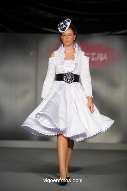 TOTAL BLACK. FASHION DESIGNER: ROCÍO GONZALEZ . RUNWAY FASHION OF YOUNG FASHION DESIGNER 2009 - VIGOFERIA