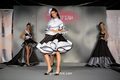 TOTAL BLACK. FASHION DESIGNER: ROCÍO GONZALEZ . RUNWAY FASHION OF YOUNG FASHION DESIGNER 2009 - VIGOFERIA