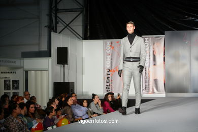 DRESS CODE. FASHION DESIGNER: ETXEBERRIA . RUNWAY FASHION OF YOUNG FASHION DESIGNER 2009 - VIGOFERIA