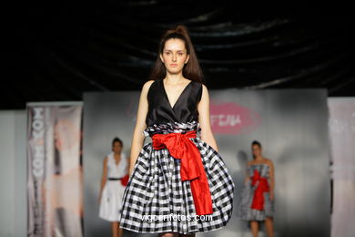 GLAMOUR A ESCENA. FASHION DESIGNER: IRENE MARQUEZ . RUNWAY FASHION OF YOUNG FASHION DESIGNER 2009 - VIGOFERIA