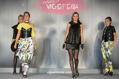 EN PIE DE GUERRA. DISEÑADOR: RAQUEL MARTÍNEZ . PASARELA DE MODA JÓVENES DISEÑADORES 2009 - VIGOFERIA