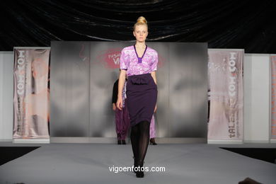 LUSCO FUSCO. FASHION DESIGNER: MARIEN RUIZ . RUNWAY FASHION OF YOUNG FASHION DESIGNER 2009 - VIGOFERIA