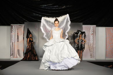 ETERNA MEDIEVAL. FASHION DESIGNER: RAFAEL FREITAS . RUNWAY FASHION OF YOUNG FASHION DESIGNER 2009 - VIGOFERIA