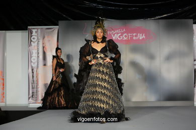 ETERNA MEDIEVAL. FASHION DESIGNER: RAFAEL FREITAS . RUNWAY FASHION OF YOUNG FASHION DESIGNER 2009 - VIGOFERIA