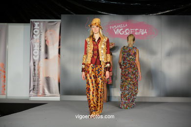 PARADOXE. DISEÑADOR: SIDONIE . PASARELA DE MODA JÓVENES DISEÑADORES 2009 - VIGOFERIA