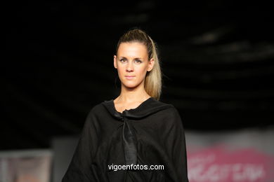 PRETÉRITO IMPERFECTO. FASHION DESIGNER: CELIA ALVAREZ . RUNWAY FASHION OF YOUNG FASHION DESIGNER 2009 - VIGOFERIA