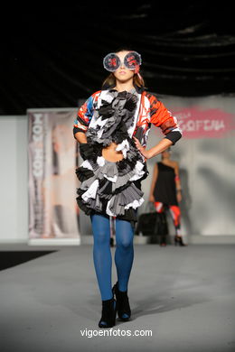 SUBLIME SUBLIMA. FASHION DESIGNER: ALBERTO NEVES . RUNWAY FASHION OF YOUNG FASHION DESIGNER 2009 - VIGOFERIA