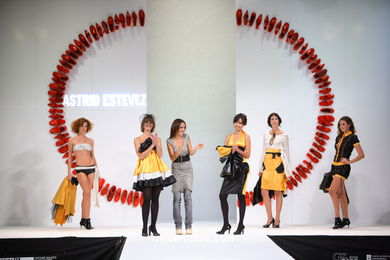 ASTRID ESTEVEZ GONZÁLEZ. YOUNG FASHION DESIGNERS AWARS - TESOIRA 2006