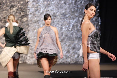 FASHION DESIGNER: LIDIA POZA PIÑEIRO. RUNWAY FASHION OF YOUNG FASHION DESIGNER TESOIRA 2007