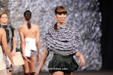 FASHION DESIGNER: LIDIA POZA PIÑEIRO. RUNWAY FASHION OF YOUNG FASHION DESIGNER TESOIRA 2007