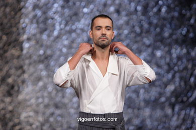 FASHION DESIGNER: OLALLA NOVOA SEISDEDOS. RUNWAY FASHION OF YOUNG FASHION DESIGNER TESOIRA 2007