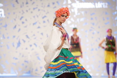 1995. FASHION DESIGNER: ALEJANDRA LÓPEZ DURÁN. RUNWAY FASHION OF YOUNG FASHION DESIGNER 2009