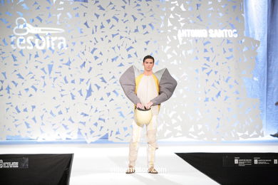 THE LITTLE BASTARD. FASHION DESIGNER: ANTONIO JAVIER SANTOS PÉREZ. RUNWAY FASHION OF YOUNG FASHION DESIGNER 2009