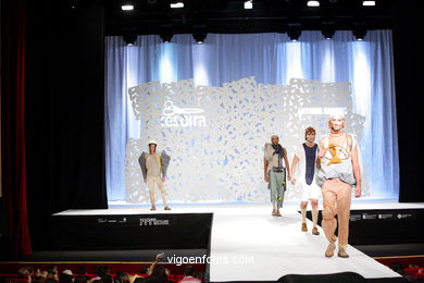 THE LITTLE BASTARD. FASHION DESIGNER: ANTONIO JAVIER SANTOS PÉREZ. RUNWAY FASHION OF YOUNG FASHION DESIGNER 2009