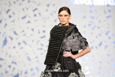 RATIÑAS DE LABORATORIO. FASHION DESIGNER: JÉSSICA COSTAS ALONSO. RUNWAY FASHION OF YOUNG FASHION DESIGNER 2009