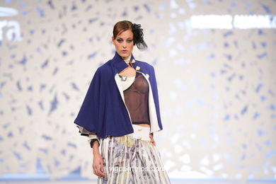 LA PERSISTENCIA DE LA MEMORIA. FASHION DESIGNER: BEATRIZ ÁLVAREZ VIEIRA. RUNWAY FASHION OF YOUNG FASHION DESIGNER 2009