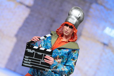 APOLLO 11. FASHION DESIGNER: ALBA BERMÚDEZ RIVERA. RUNWAY FASHION OF YOUNG FASHION DESIGNER 2010