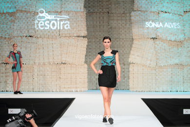 PEEP SHOW. CURSO DE DESIGN DE MODA - CITEX. FASHION DESIGNER: SONIA ALVES. RUNWAY FASHION OF YOUNG FASHION DESIGNER 2010