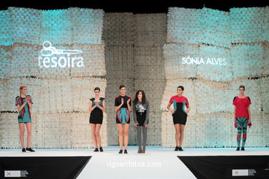 PEEP SHOW. CURSO DE DESIGN DE MODA - CITEX. DISEÑADOR: SONIA ALVES. PASARELA TESOIRA 2010 DE MODA NUEVOS CREADORES 2010