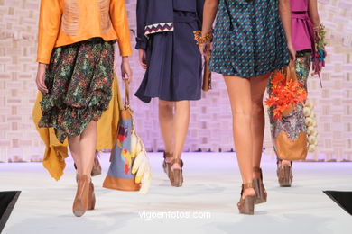 MEETING POT. FASHION DESIGNER: RAQUEL PEREIRO LÓPEZ. RUNWAY FASHION OF YOUNG FASHION DESIGNER 2010