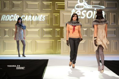 IMPRESIONES - ROCÍO CARAMÉS CASTRO - TESOIRA 2008. PASARELA DE MODA