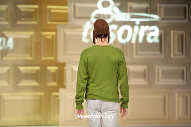 POCKET - OLALLA NOVOA SEISDEDOS - RUNWAY FASHION OF YOUNG FASHION DESIGNER TESOIRA 2008