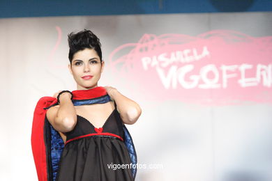 COLECCIÓN DE MODA DE UXUE ERAÑA Y SAIOA TEJEIRO - PASARELA DE MODA JÓVENES DISEÑADORES 2007 - VIGOFERIA