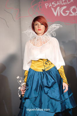 COLEÇÃO DE MODA DE FABIOLA E LIDIA MARTIN - PASSARELA DE MODA JOVENS DESENHADORES 2007 - VIGOFERIA