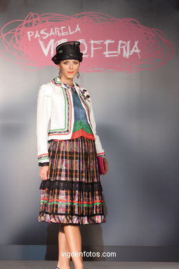 FASHION COLLECTION OF SILVIA GONZALEZ GUERRA - RUNWAY FASHION OF YOUNG FASHION DESIGNER 2007 - VIGOFERIA