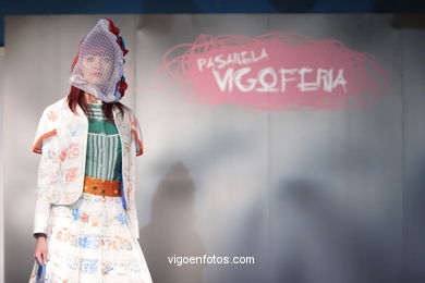 COLECCIÓN DE MODA DE SILVIA GONZALEZ GUERRA - PASARELA DE MODA JÓVENES DISEÑADORES 2007 - VIGOFERIA