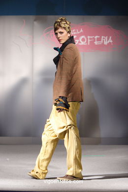 FASHION COLLECTION OF GRUPO ATELIER DES MILLE COLLINES - RUNWAY FASHION OF YOUNG FASHION DESIGNER 2007 - VIGOFERIA