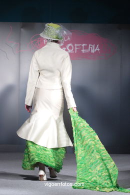 FASHION COLLECTION OF NOEMI GONZALEZ - RUNWAY FASHION OF YOUNG FASHION DESIGNER 2007 - VIGOFERIA