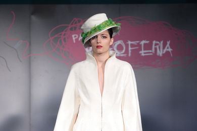 FASHION COLLECTION OF NOEMI GONZALEZ - RUNWAY FASHION OF YOUNG FASHION DESIGNER 2007 - VIGOFERIA