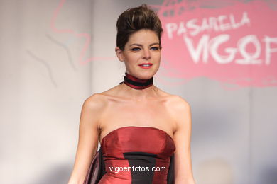 FASHION COLLECTION OF NOEMI VAZQUEZ ALVAREZ - RUNWAY FASHION OF YOUNG FASHION DESIGNER 2007 - VIGOFERIA