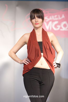 FASHION COLLECTION OF NOEMI VAZQUEZ ALVAREZ - RUNWAY FASHION OF YOUNG FASHION DESIGNER 2007 - VIGOFERIA