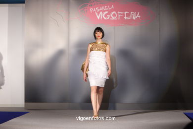 FASHION COLLECTION OF CAMINO CARRACEDO - RUNWAY FASHION OF YOUNG FASHION DESIGNER 2007 - VIGOFERIA