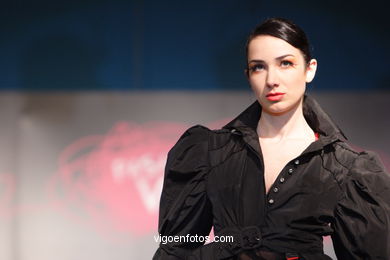 FASHION COLLECTION OF ARELI EGÍA - RUNWAY FASHION OF YOUNG FASHION DESIGNER 2007 - VIGOFERIA