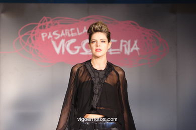 FASHION COLLECTION OF ARELI EGÍA - RUNWAY FASHION OF YOUNG FASHION DESIGNER 2007 - VIGOFERIA