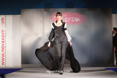 COLECCIÓN DE MODA DE ARELI EGÍA - PASARELA DE MODA JÓVENES DISEÑADORES 2007 - VIGOFERIA