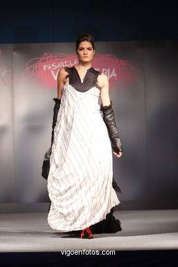 FASHION COLLECTION OF ARELI EGÍA - RUNWAY FASHION OF YOUNG FASHION DESIGNER 2007 - VIGOFERIA