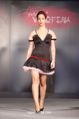 FASHION COLLECTION OF IONE MARTINEZ - RUNWAY FASHION OF YOUNG FASHION DESIGNER 2007 - VIGOFERIA