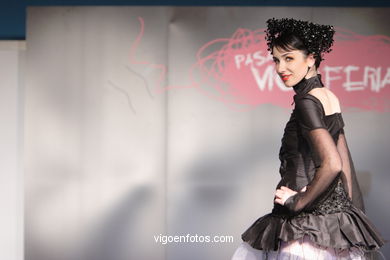 COLECCIÓN DE MODA DE EBA CRUZ - PASARELA DE MODA JÓVENES DISEÑADORES 2007 - VIGOFERIA