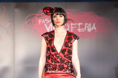 FASHION COLLECTION OF PAOLA VALES - RUNWAY FASHION OF YOUNG FASHION DESIGNER 2007 - VIGOFERIA