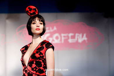 FASHION COLLECTION OF PAOLA VALES - RUNWAY FASHION OF YOUNG FASHION DESIGNER 2007 - VIGOFERIA